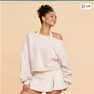 Blogilates Women’s Dance Studio Sweatshirt Cream Size 1X